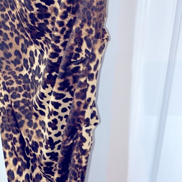 Carmen Marc Valvo leopard print bodycon dress size xsmall - Picture 3 of 9